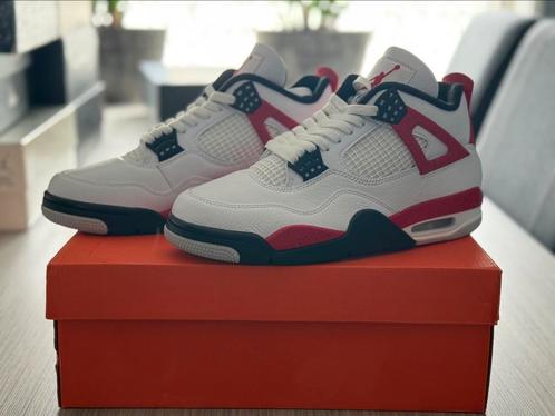 Air Jordan 6 Retro “White / Red Carmine”, Kleding | Heren, Schoenen, Zo goed als nieuw, Sneakers of Gympen, Wit, Ophalen of Verzenden
