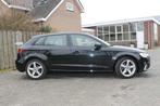 Audi A3  35 TFSI Sportback Edition zwart Metallic Navi, Auto's, 15 km/l, 1498 cc, 4 cilinders, USB