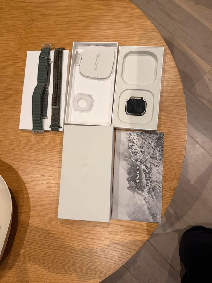 Apple Watch Ultra 1, Sieraden, Tassen en Uiterlijk, Smartwatches, Zo goed als nieuw, iOS, Zilver, Afstand, Calorieverbanding, Conditie