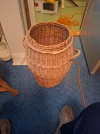 Gratis rieten wasmand, Ophalen, Gebruikt