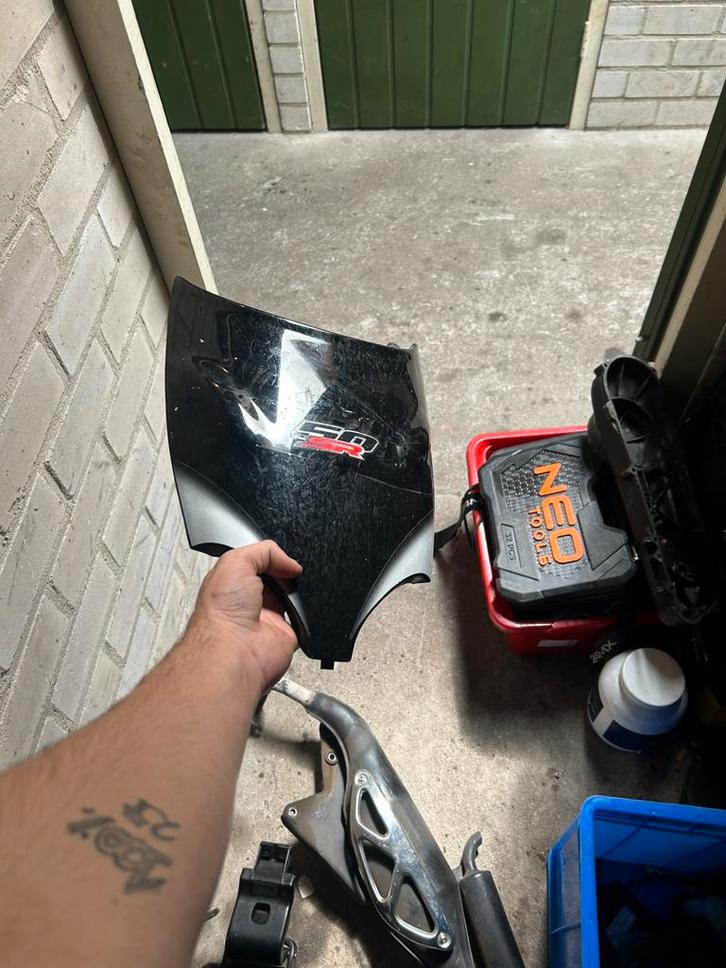 Aprilia sr 50 onderdelen, Fietsen en Brommers, Scooters | Aprilia, Gebruikt, SR 50, Maximaal 45 km/u, Benzine, Ophalen