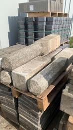 Parkeerpalen beton 4x, Ophalen of Verzenden, Gebruikt, Minder dan 180 cm, Palen