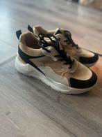 Beige Sneakers Maat 37, Beige, Ophalen of Verzenden, Sneakers of Gympen, Zo goed als nieuw