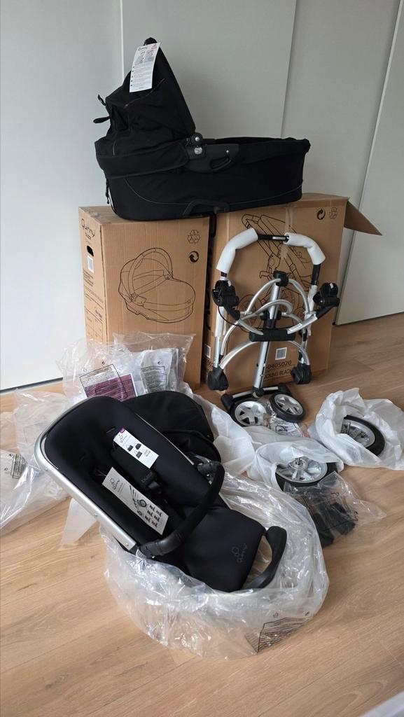 Quinny buzz rocking black, Kinderen en Baby's, Kinderwagens en Combinaties, Nieuw, Combiwagen, Quinny, Luchtbanden, Met reiswieg
