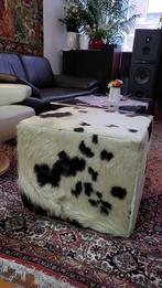 Koeienhuid Poef * Nature Voetenbank, Ophalen, Minder dan 75 cm, Leer, Zo goed als nieuw