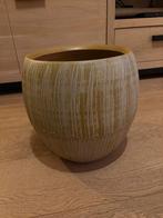 Grote keramieke bloempot kerrie kleur, Tuin en Terras, Bloempotten, Rond, Ophalen of Verzenden, Zo goed als nieuw, Aardewerk