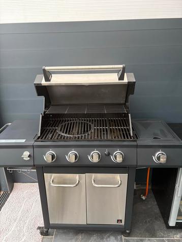 Jamestown Grill - Barbecue beschikbaar voor biedingen