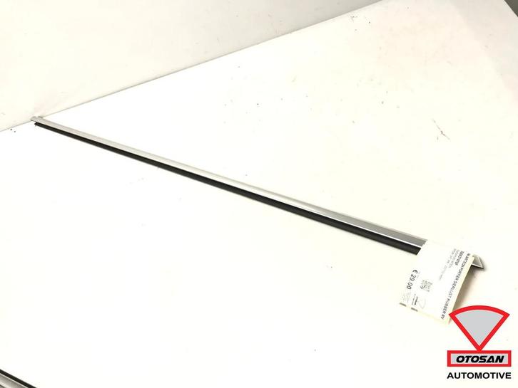 VW Arteon Portier Sierlijst Rubber RV Chroom 3G8837476F, Auto-onderdelen, Overige Auto-onderdelen, Volkswagen, Gebruikt, Ophalen of Verzenden