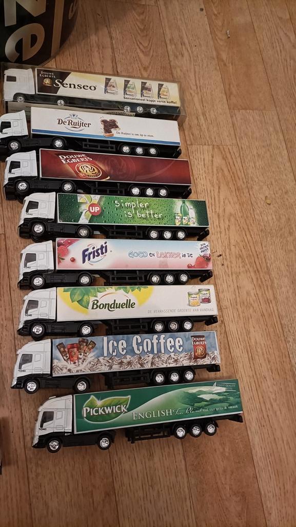 Miniatuur vrachtwagens met reclame, Verzamelen, Merken en Reclamevoorwerpen, Zo goed als nieuw, Ophalen of Verzenden