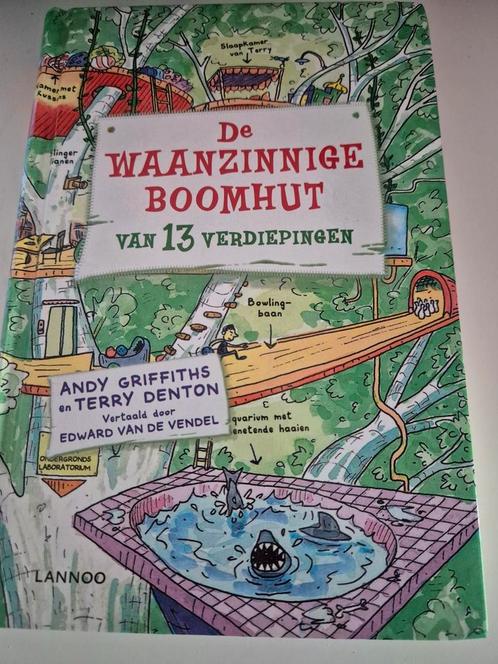 Terry Denton - De waanzinnige boomhut van 13 verdiepingen, Boeken, Kinderboeken | Jeugd | onder 10 jaar, Zo goed als nieuw, Ophalen of Verzenden