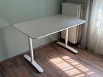 IKEA Bekant bureau 120x80 in hoogte verstelbaar, Ophalen, In hoogte verstelbaar, Zo goed als nieuw, Bureau
