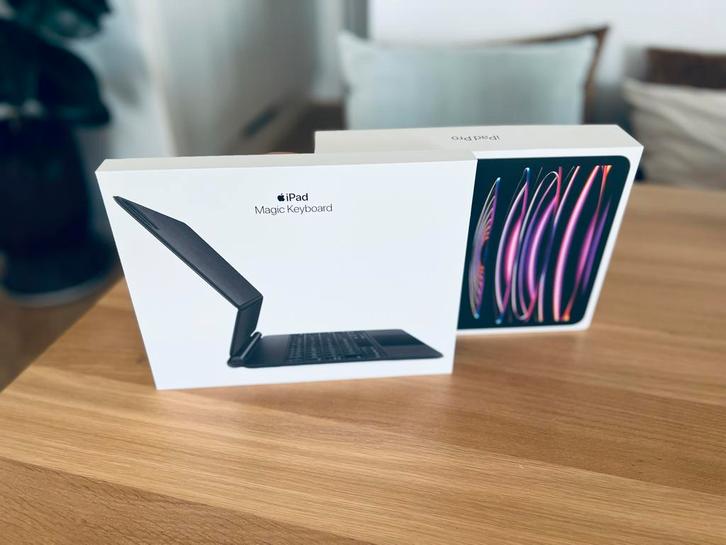 iPad Pro 11" 256GB (4e gen) + Magic Keyboard - Zo Goed Als N, Computers en Software, Apple iPads, Zo goed als nieuw, Apple iPad Pro