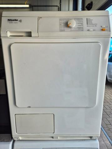 Oude Miele Condensdroger beschikbaar voor biedingen
