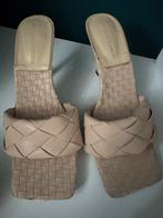 Bottega Veneta Lido Hakken - Nude Intrecciato Leer, Kleding | Dames, Schoenen, Ophalen of Verzenden, Zo goed als nieuw, Beige