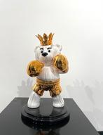 Van Apple Art - The Boxing Bear LV Gold (Louis Vuitton), Antiek en Kunst, Ophalen of Verzenden