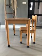 Schilte tafel en stoel, Ophalen, Gebruikt, Tafel(s) en Stoel(en)
