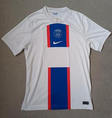 Psg jersey + GRATIS nike shirt beschikbaar voor biedingen
