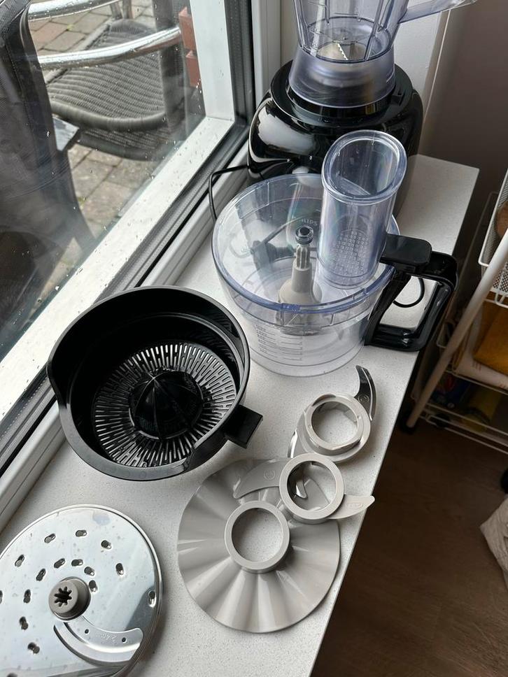 Philips Keukenmachine/Foodprocessor met accessoires, Witgoed en Apparatuur, Keukenmixers, Gebruikt, 2 tot 3 liter, 3 snelheden of meer