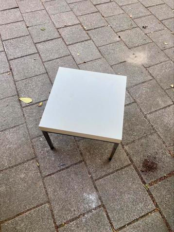 Ikea Klubbo tafeltje