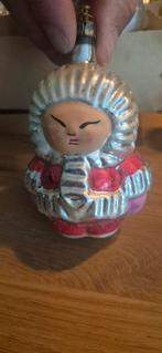 Antieke kerstbal. Echt een prachtige eskimo 13 cm, Diversen, Kerst, Ophalen of Verzenden, Zo goed als nieuw