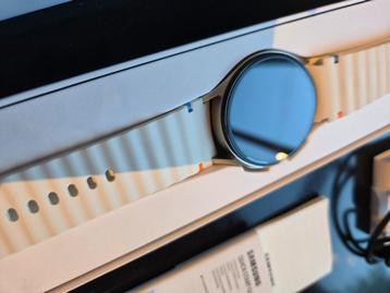 Samsung smart watch 7, 40mm, Bluetooth  beschikbaar voor biedingen