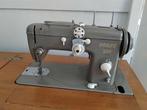 oerdegelijke naaimachine pfaff, Ophalen