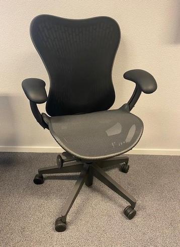 Bureaustoelen Herman Miller Mirra2 ca. 1 jaar gebruikt! beschikbaar voor biedingen