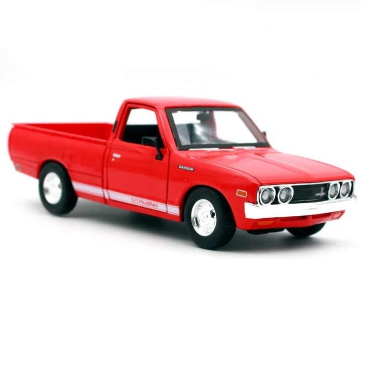 Datsun 620 PICK UP 1973 Special Edition, Hobby en Vrije tijd, Modelauto's | 1:24, Nieuw, Auto, Maisto, Ophalen of Verzenden
