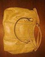 Okergele veganistisch leren boho handtas, Sieraden, Tassen en Uiterlijk, Tassen | Damestassen, Ophalen of Verzenden, Zo goed als nieuw