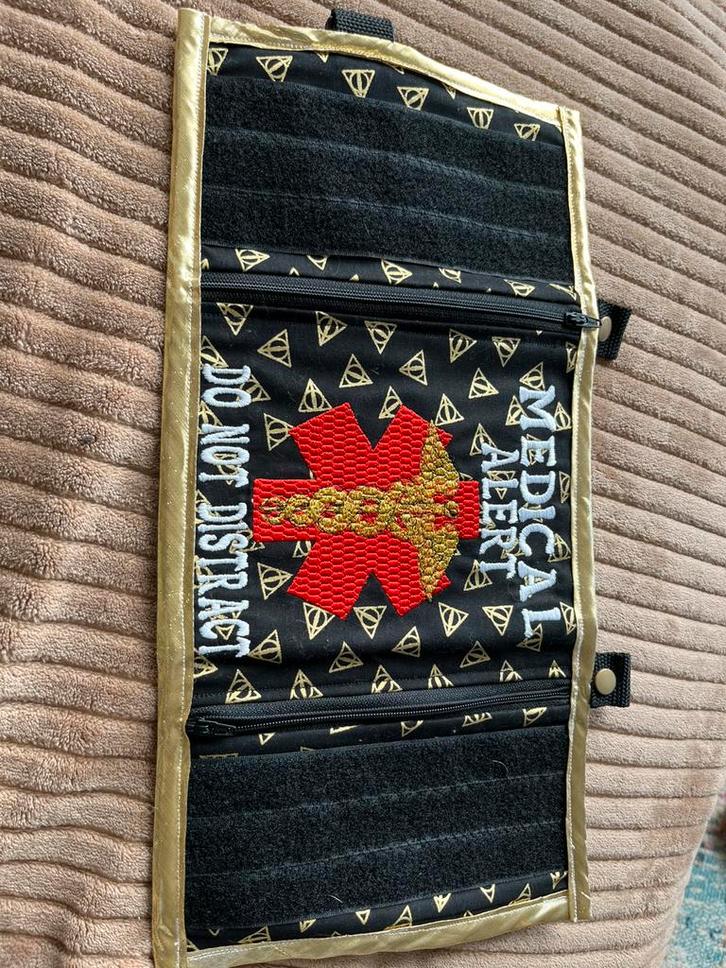 Bijzonder mooi hulphonden dek . Nieuw., Dieren en Toebehoren, Honden-accessoires, Zo goed als nieuw, Ophalen of Verzenden