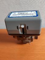 Driewegklep, Hobby en Vrije tijd, Elektronica-componenten, Ophalen of Verzenden, Zo goed als nieuw