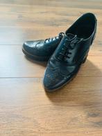 Oxford schoenen/maat 38/leer/ donkerblauw, Ophalen of Verzenden, Zo goed als nieuw, Blauw, Schoenen met lage hakken