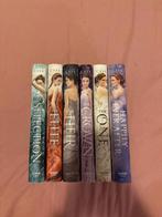 The Selection series - hardcover - Kiera Cass - Engelstalig, Ophalen of Verzenden, Zo goed als nieuw