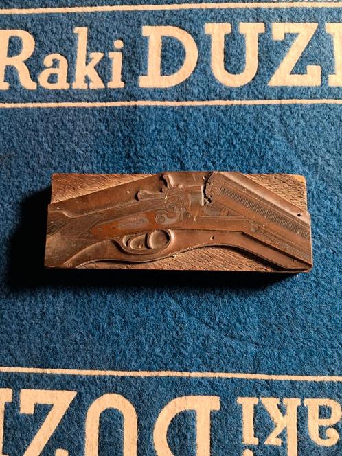 Antiek messing drukplaatje afbeelding jachtgeweer, Verzamelen, Militaria | Algemeen, Nederland, Ophalen of Verzenden