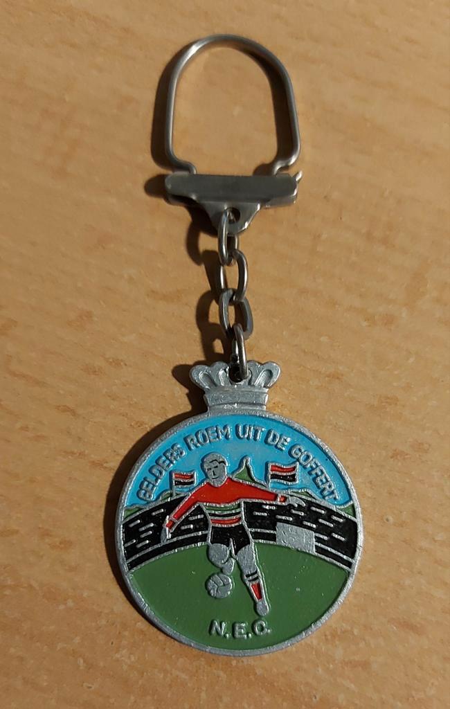 oude sleutelhanger NEC Nijmegen #1, Verzamelen, Sportartikelen en Voetbal, Zo goed als nieuw, Overige typen, Overige binnenlandse clubs