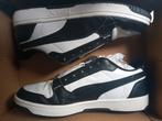 Puma schoenen zgn, Ophalen of Verzenden, Zo goed als nieuw, Rood, Sneakers of Gympen