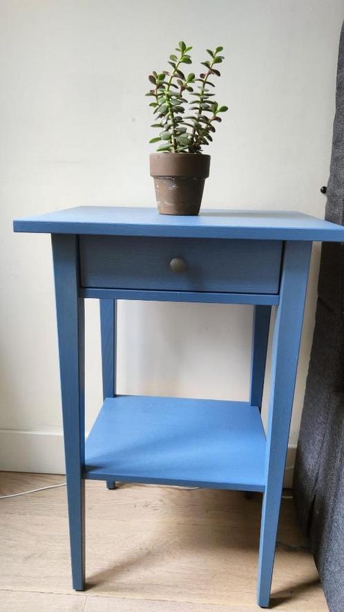 HEMNES Nachtkastje, Huis en Inrichting, Slaapkamer | Nachtkastjes, Gebruikt, 70 cm of meer, 45 tot 65 cm, Hout, Ophalen