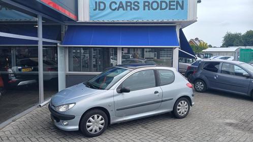 Peugeot 206 1.4 Gentry! Inruil koopje! 8 stuks te koop, Auto's, Peugeot, Te koop, Airbags, Airconditioning, Alarm, Centrale vergrendeling