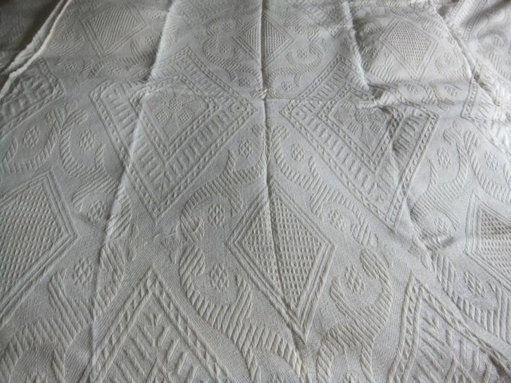 vintage bedsprei, Antiek en Kunst, Antiek | Kleden en Textiel, Ophalen of Verzenden