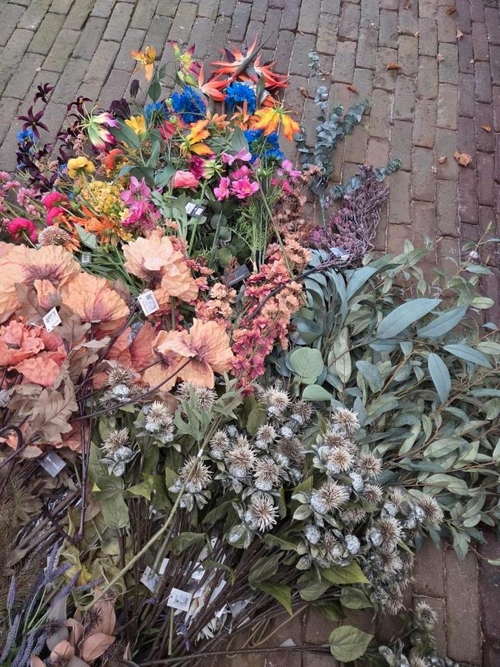 Grote partij nieuwe kunstbloemen - winkelwaarde €4000, Huis en Inrichting, Woonaccessoires | Kunstplanten en Kunstbloemen, Nieuw