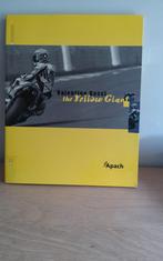Valentino Rossi - The Yellow Giant Boek, Ophalen of Verzenden, Gelezen