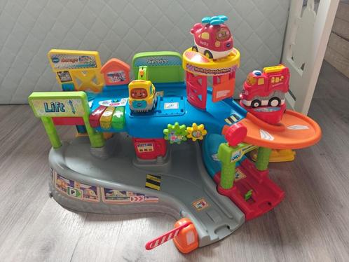 Toet toet garage - incl. 3 auto's, Kinderen en Baby's, Speelgoed | Vtech, Gebruikt, 2 tot 4 jaar, Ophalen of Verzenden