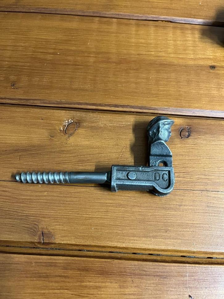 Luikvastzetter , luik vastzetter , houder ., Doe-het-zelf en Verbouw, Hang- en Sluitwerk, Zo goed als nieuw, Overige typen, Ophalen of Verzenden