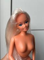 Vintage pop barbie 1990 lucky, Verzamelen, Verzenden, Pop