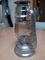 stormlantaarn, Ophalen