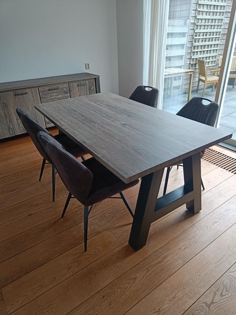 Eettafel met stoelen, Ophalen, 50 tot 100 cm, Zo goed als nieuw, 150 tot 200 cm