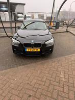 BMW 1-Serie 116I 100KW 5DR 2012 Zwart, Auto's, BMW, 1-Serie, 4 cilinders, Zwart, 1200 kg