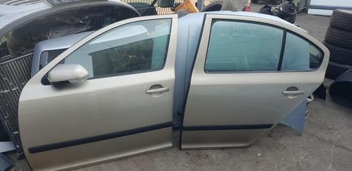SKODA OKTAVIA PORTIEREN LV+LA  MODEL 2010, Auto-onderdelen, Carrosserie en Plaatwerk, Deur, Gebruikt, Ophalen of Verzenden