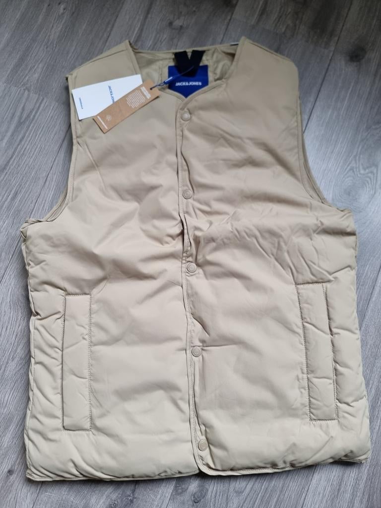 Beige bodywarmer Jack & Jones, maat XS, Nieuw (LO2), Ophalen of Verzenden, Nieuw, Maat 46 (S) of kleiner, Beige
