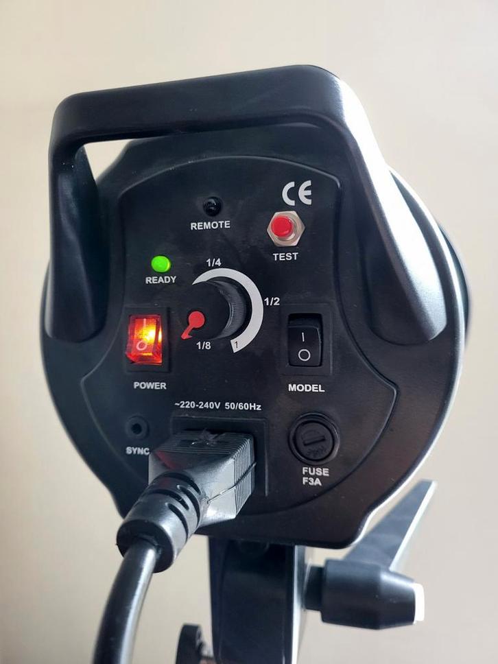 (Studio) Flitser met Statief, Audio, Tv en Foto, Fotografie | Fotostudio en Toebehoren, Gebruikt, Lamp of Flitsset, Ophalen of Verzenden
